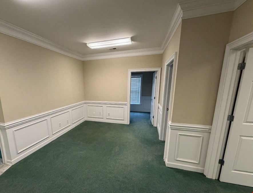 Fairmont Office Park | ±1,301 SF Class A Office Condominium | for Lease
