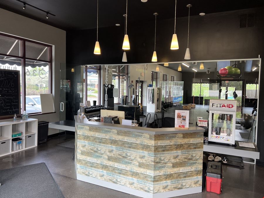 100% Leased, Multi-Tenant Retail Investment