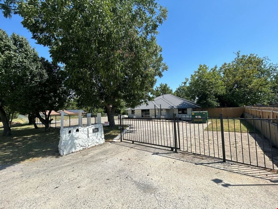 828 SW 66th St