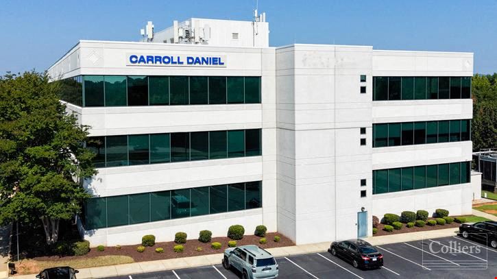 ±25,600-SF Office Suite Conveniently Located off N Pleasantburg Dr