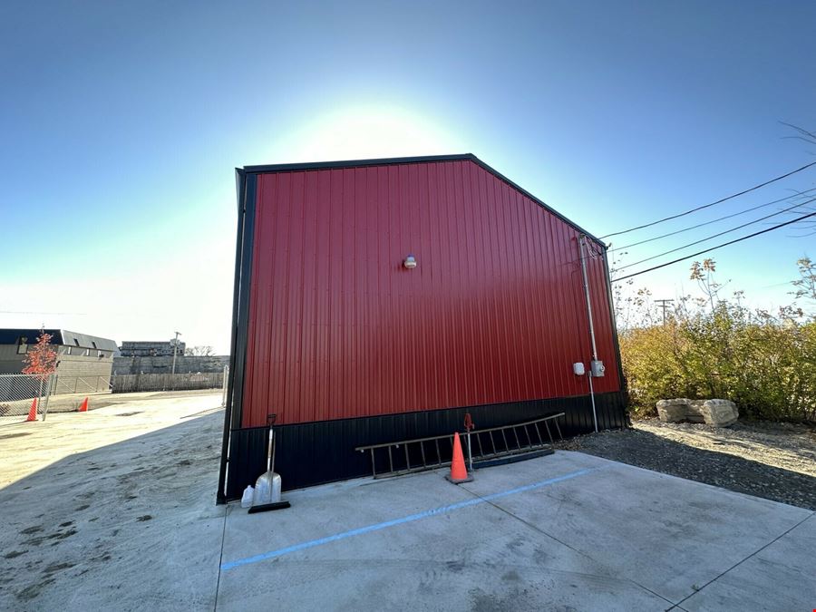 Industrial-Storage-Warehouse to Lease