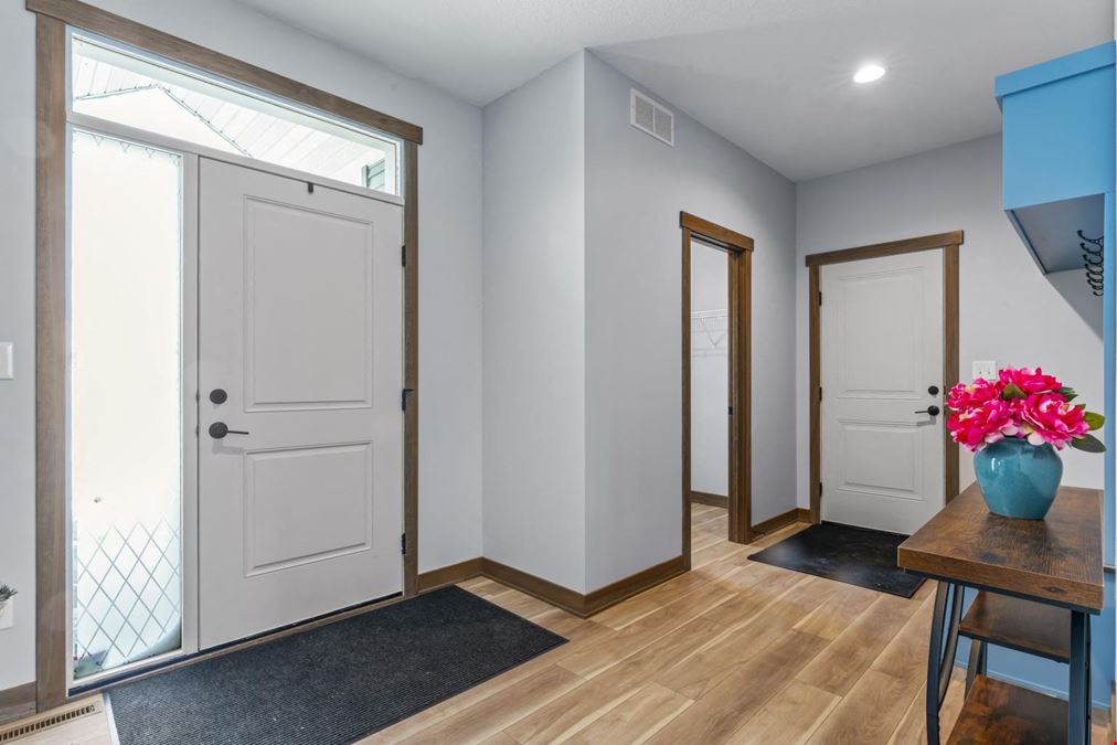 Modern Home in SW Rochester