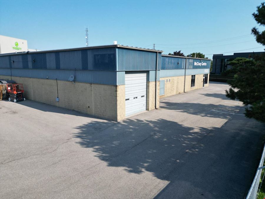 5135 Fairview Street, Burlington, ON L7L 4W8