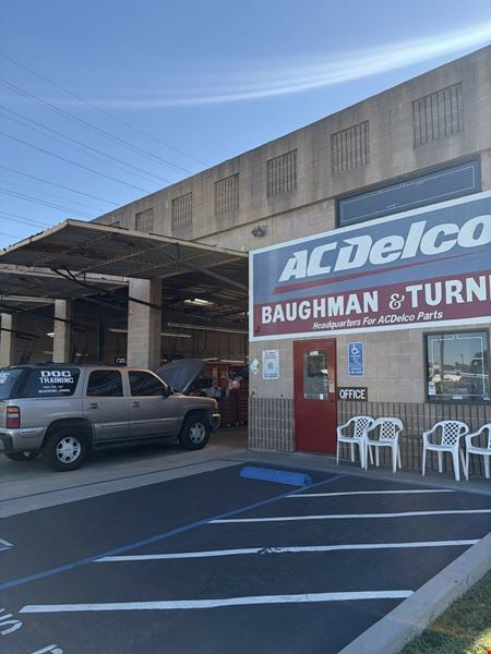 Preview of Retail space for Rent at 275 East Walnut Way