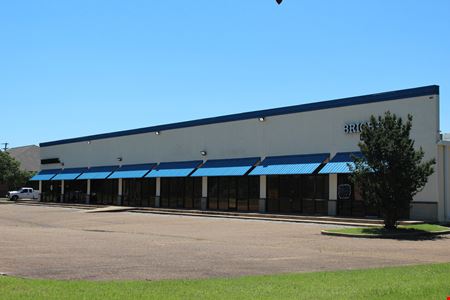 Preview of Retail space for Rent at 7615 U.S. 51