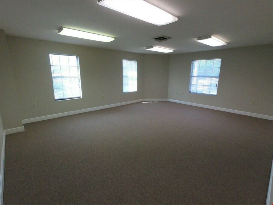 Charming Midtown Retail/Office (Entire 2nd Floor)