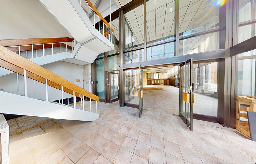 250 Portage Avenue