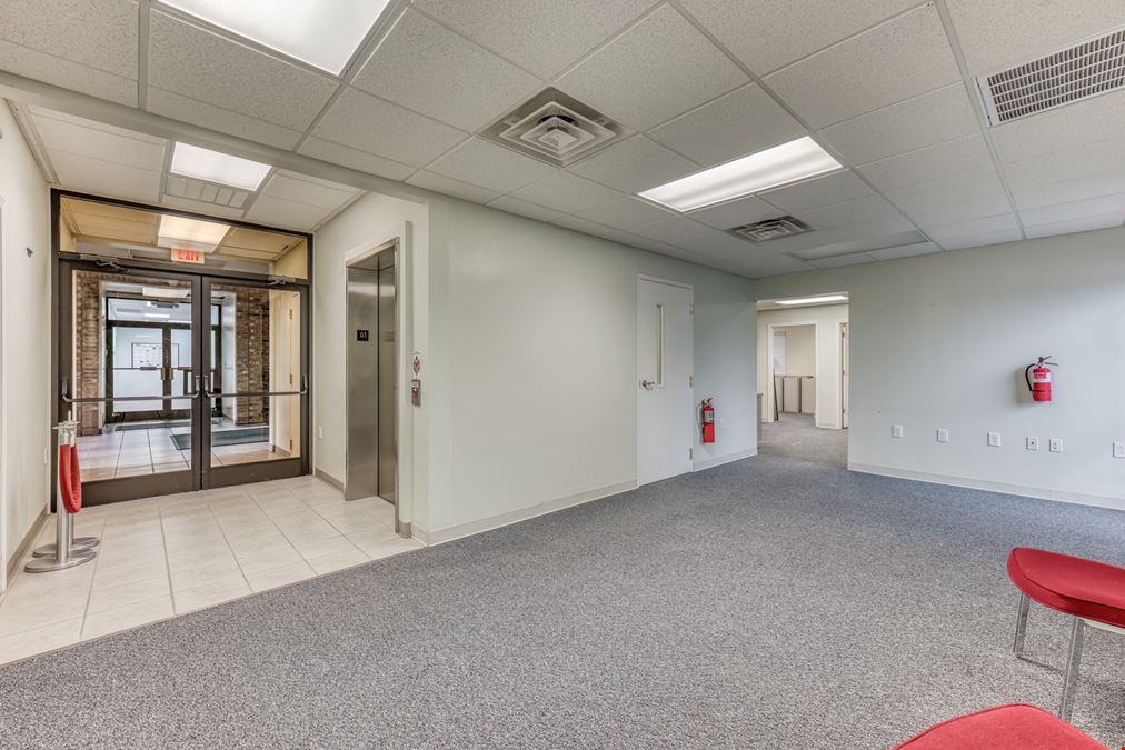 1712 Volunteer Parkway