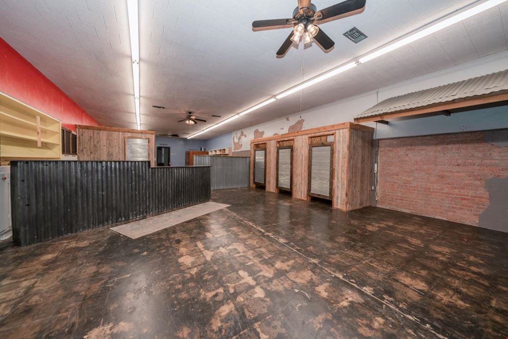 Commercial Business in Hughes Springs, Texas for Sale