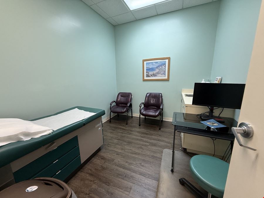 4,354 SF Medical Office For Sublease