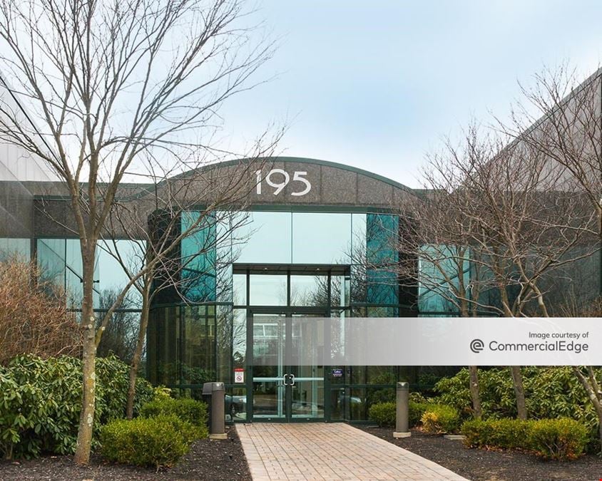 Manalapan Corporate Plaza