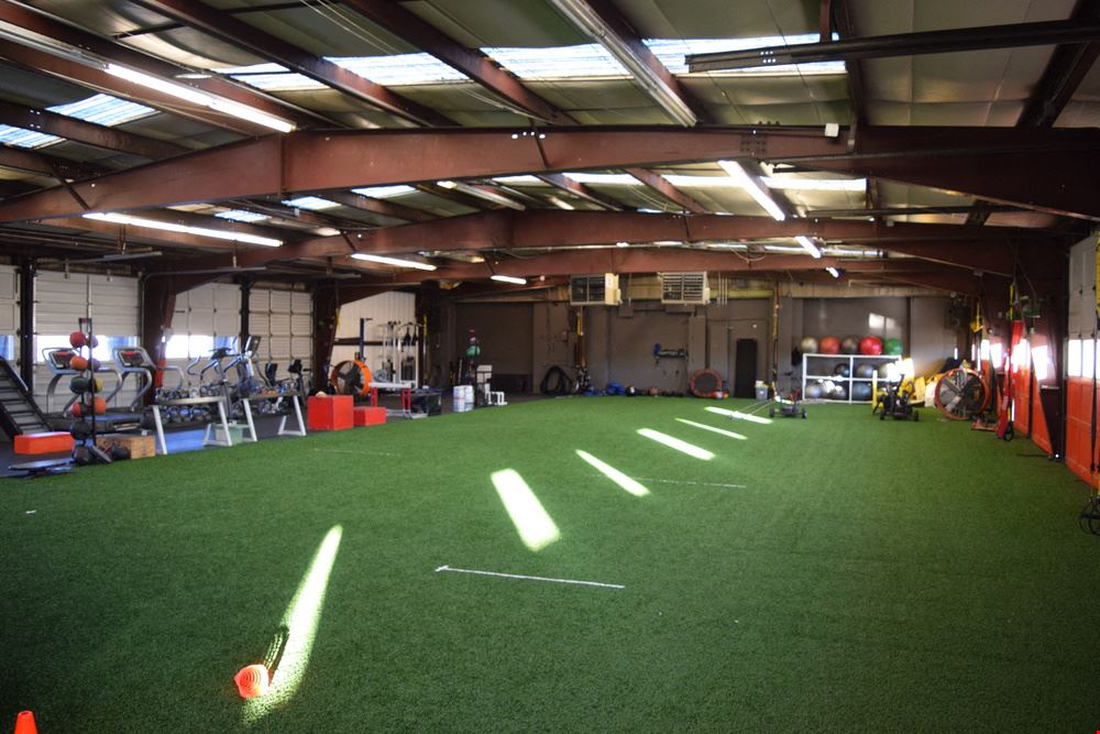 1,000 SF Warehouse/Storage