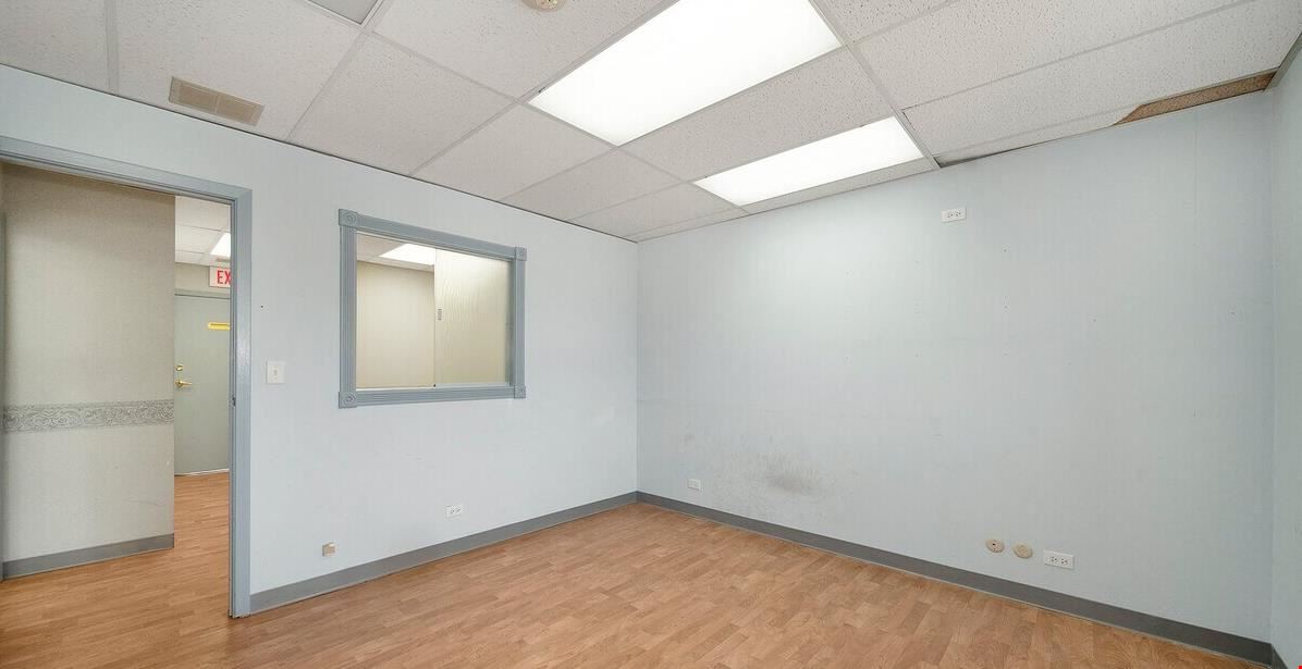 129 S Roselle Rd