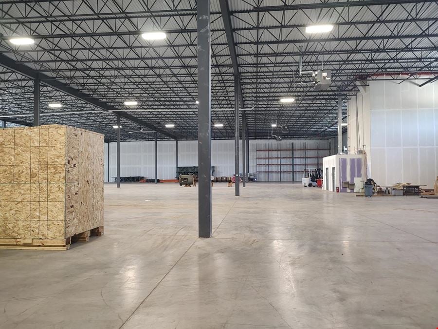 Coon Rapids Warehouse Space for Rent - #1708 | 1000-20,000 Sq Ft