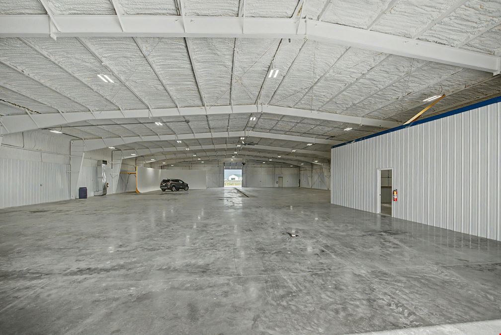 24,800 SF - 5 Paved Acres - Interstate 55