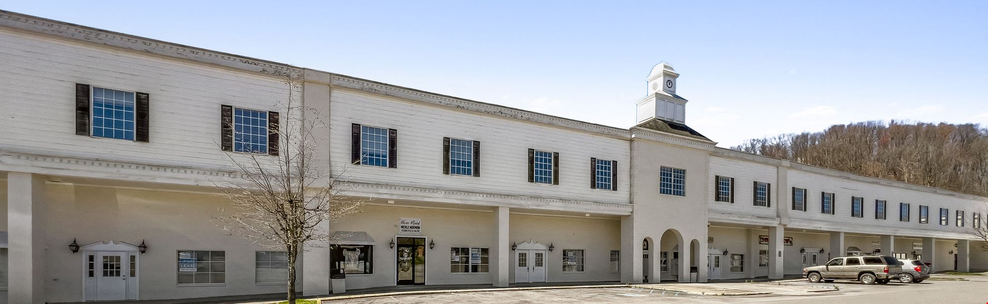 Wise County Plaza - Outparcels