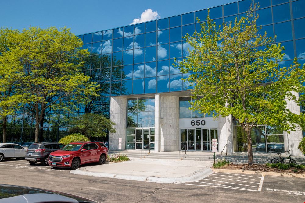 Lakewoods Corporate Center I