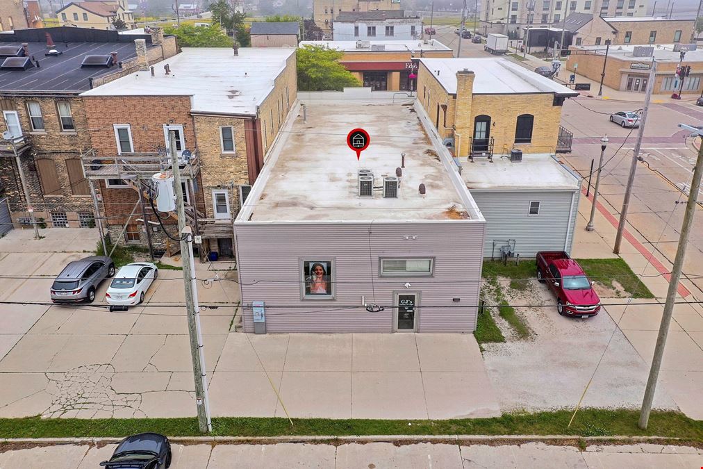 1604 Washington St