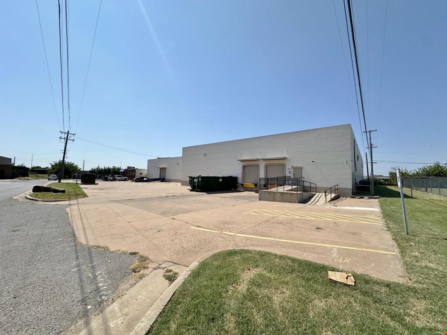 329 S Blackwelder Ave