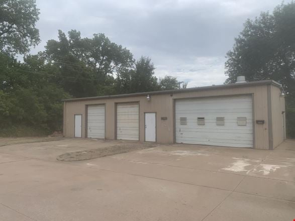 Preview of Mixed Use space for Rent at 603 W Highpoint Dr