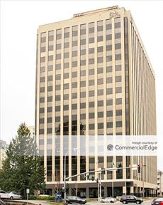 Plaza Center