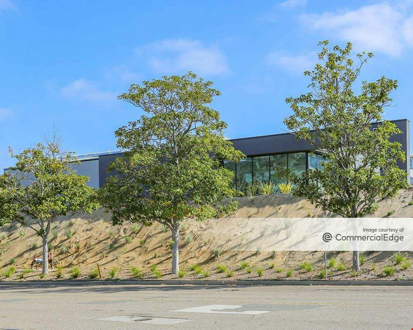 11425 Sorrento Valley Road