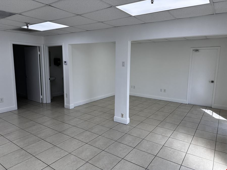 8765 NW 100 Street