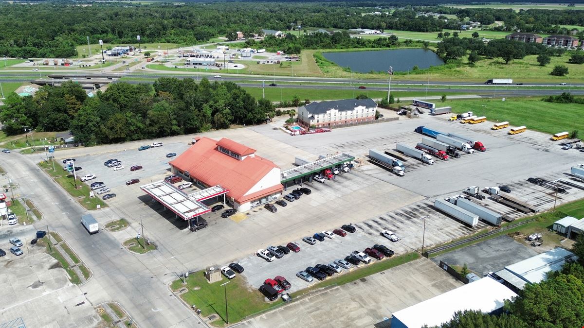 Interstate-side Restaurant Space