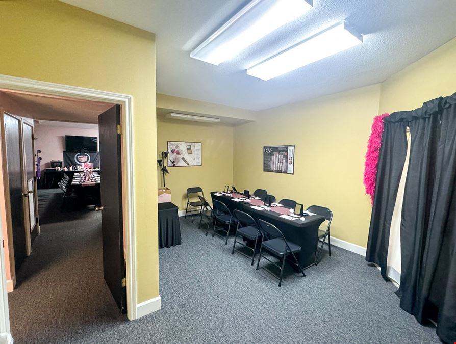 Office Condo for Lease Near Airport
