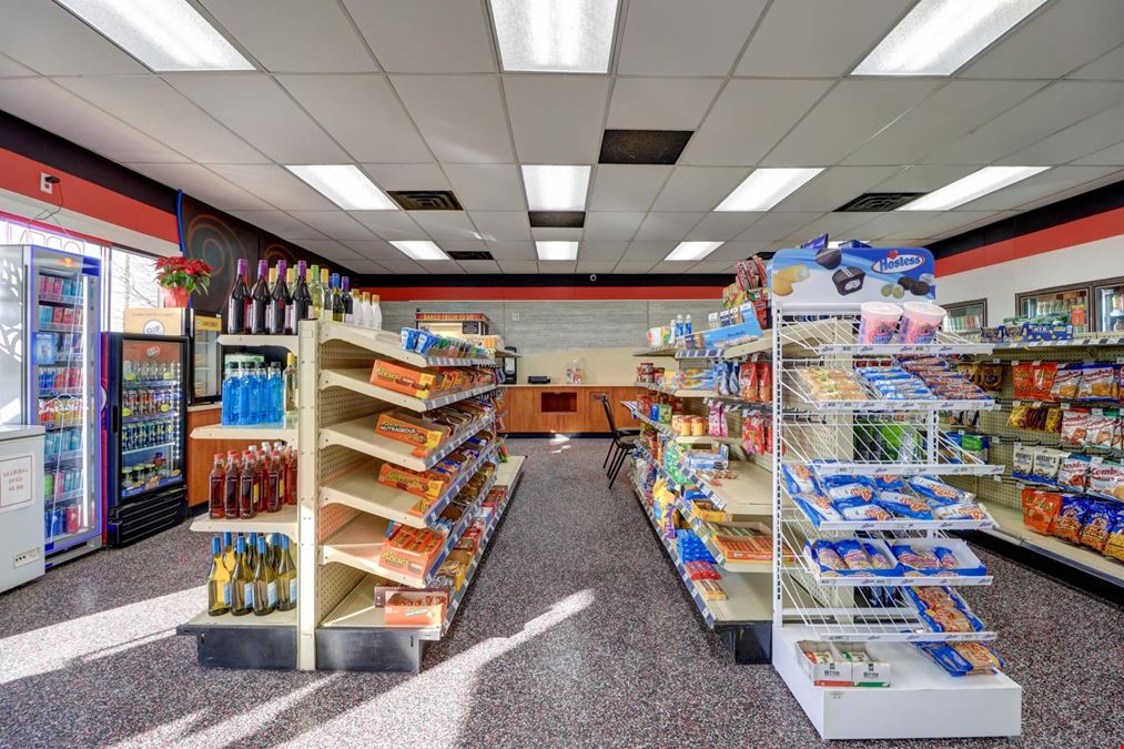 Retail in Fulton