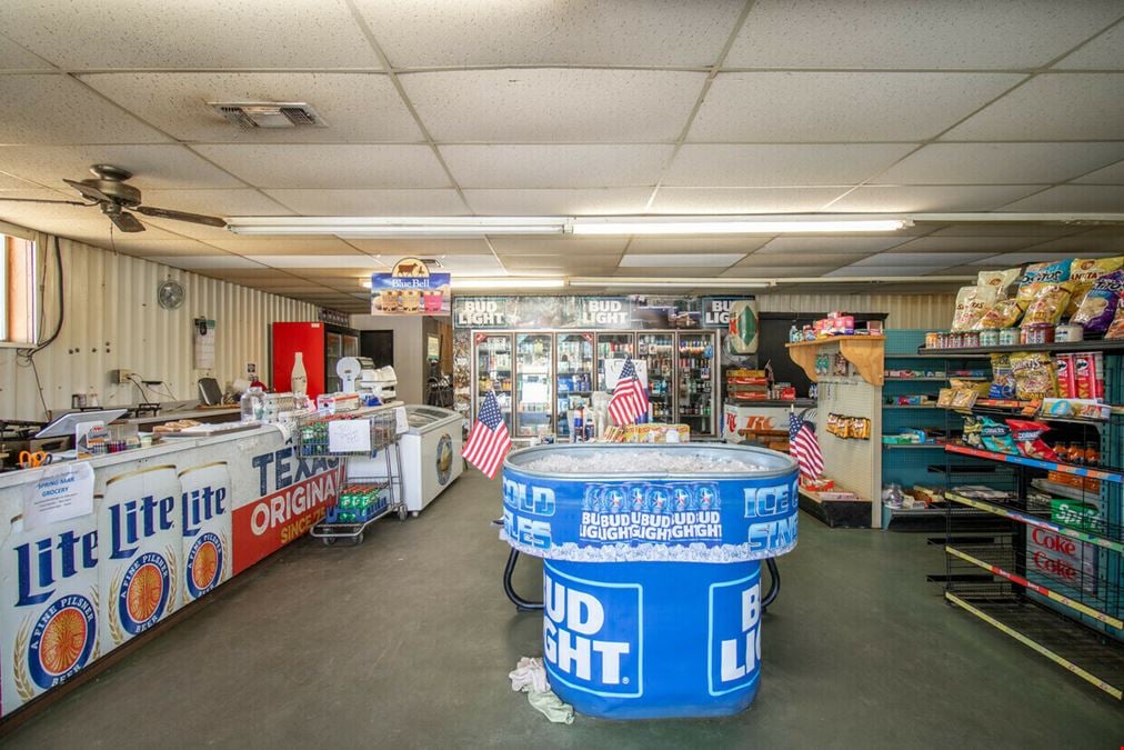 Crockett Gas Station/Convenience Store