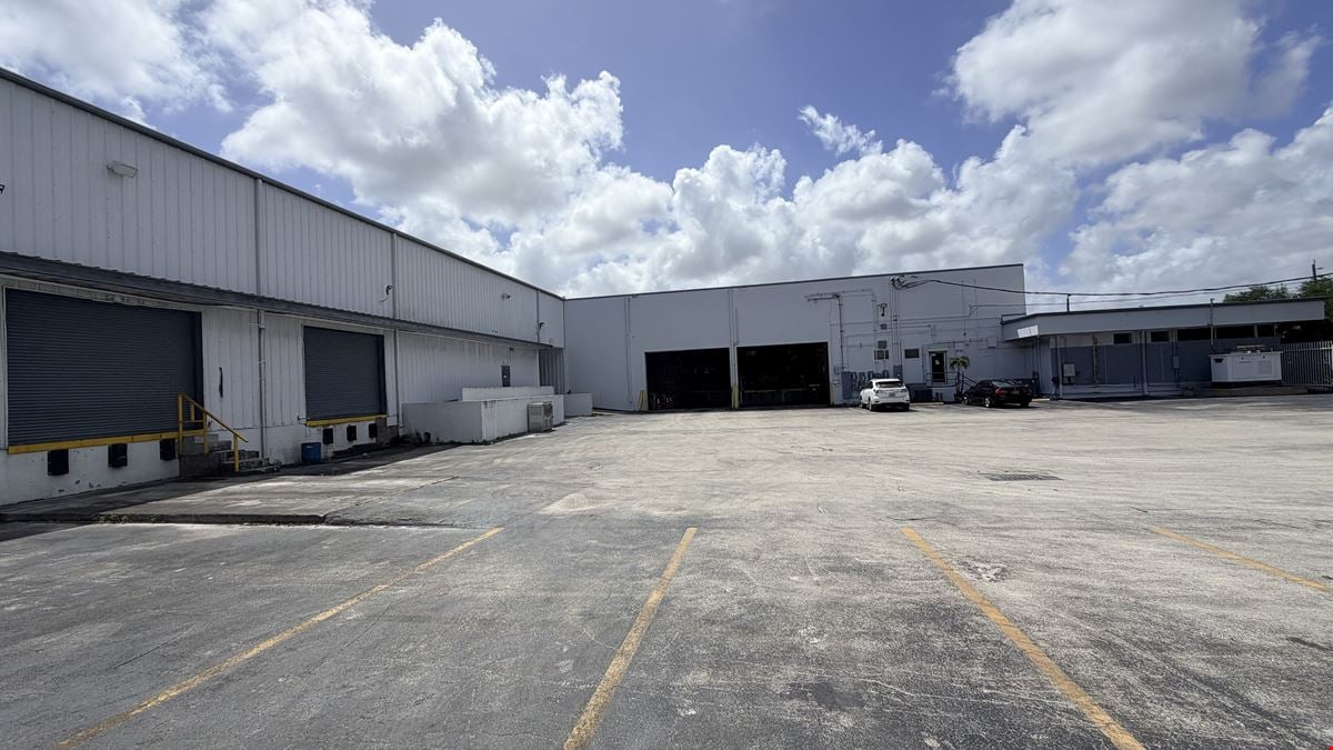 Miami, Golden Glades Interchange Warehouses.