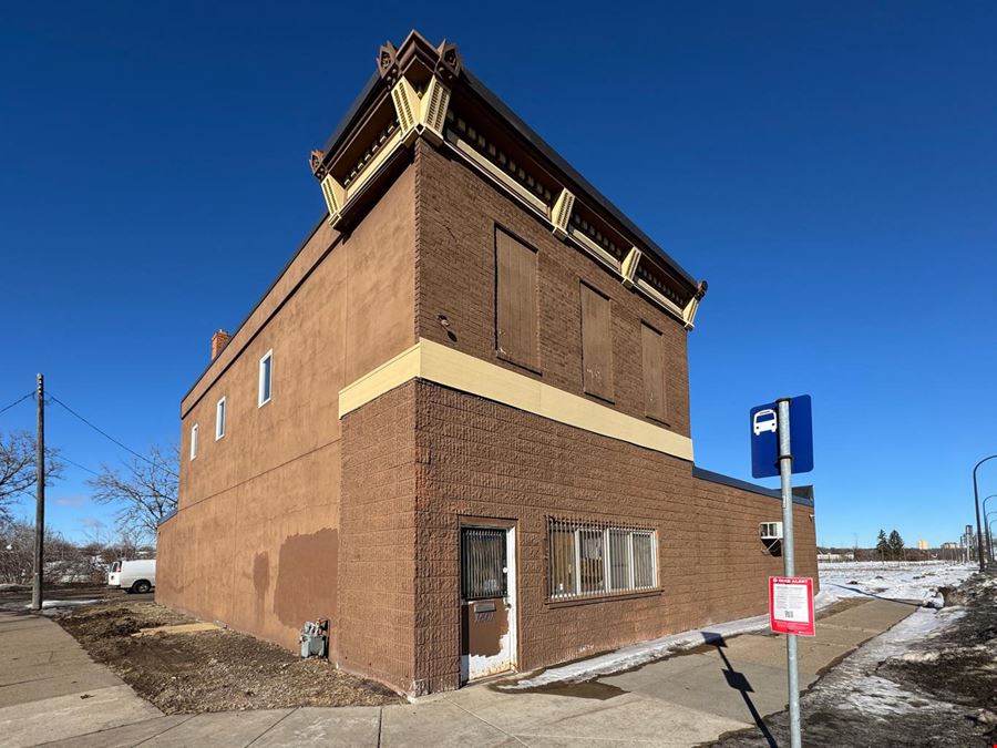 1501 Washington Ave N