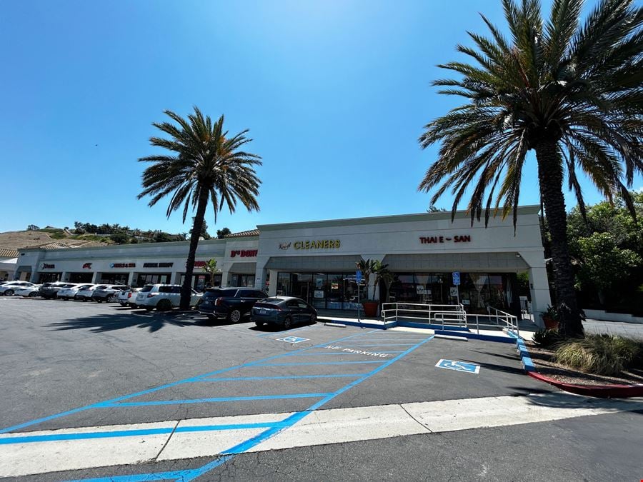 GREEN RIVER PROMENADE (Strip Center)