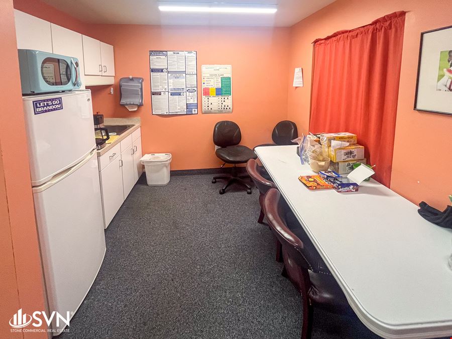 Office Suite Available on Nicholasville Road (3 months free rent**)