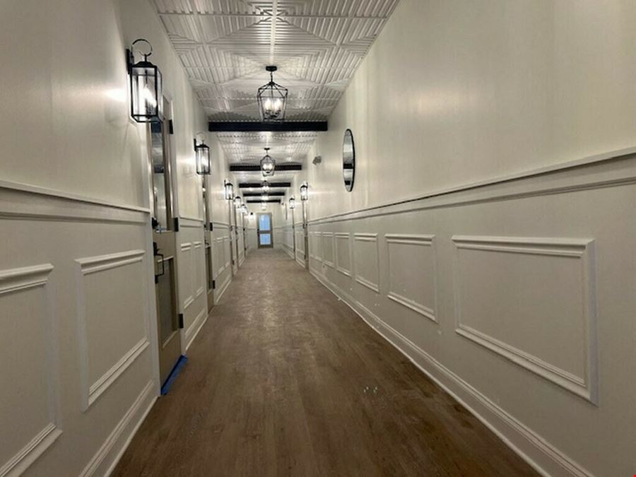 620 State Route 31 (Salon Suite)