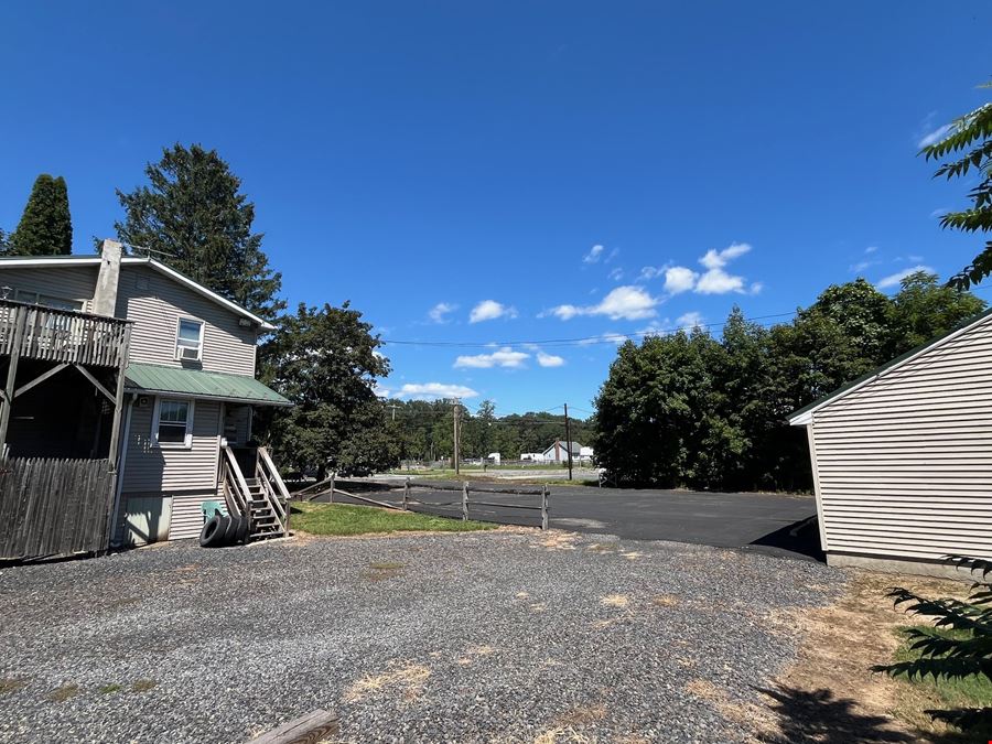 4 Unit - Mixed Use Property with Industrial Zoning