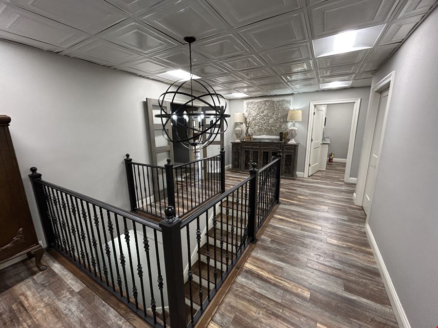 10 Lakeland Circle