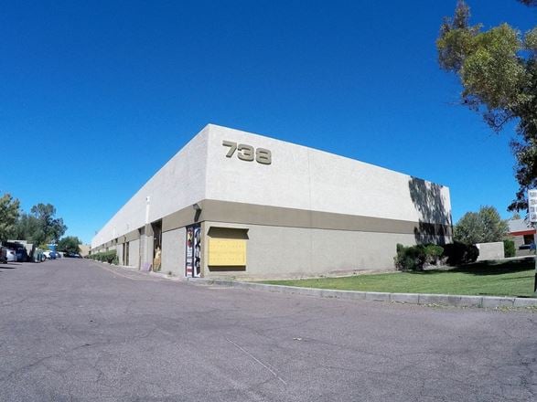 Preview of Industrial space for Rent at 738 S. Perry Ln.