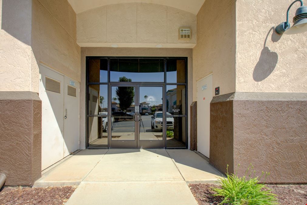 139 W El Portal Drive Suites