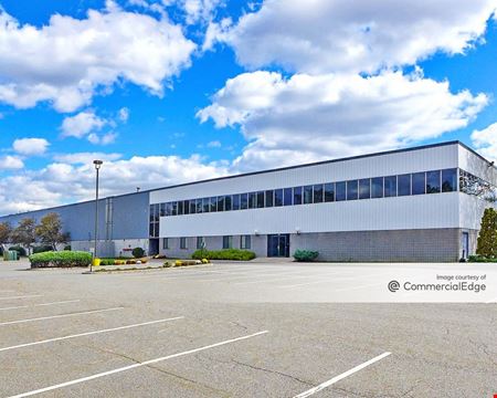 Preview of Industrial space for Rent at 550 Meadowlands Pkwy