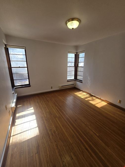 La Salle Apartments