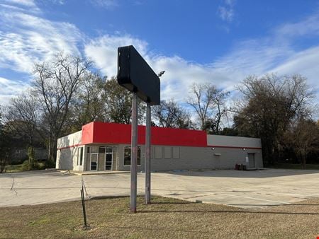 Preview of Retail space for Rent at 1601 5th Ave