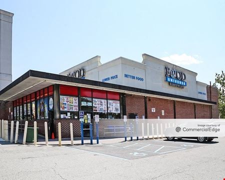 Preview of Retail space for Rent at 70-63 Parsons Blvd