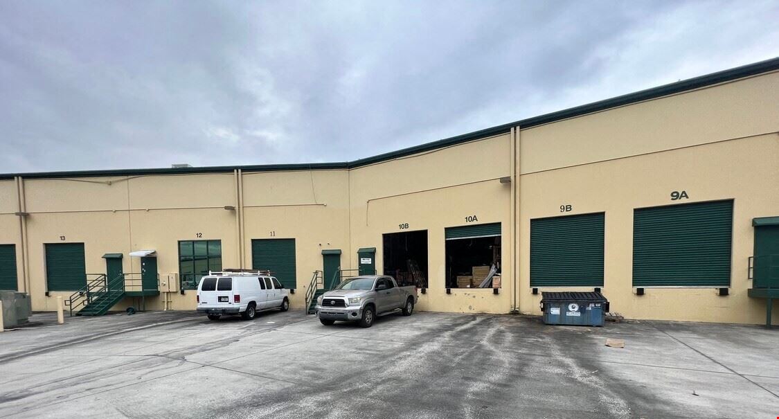 6881 Kingspointe Pkwy, Unit 10, Orlando, FL 32819