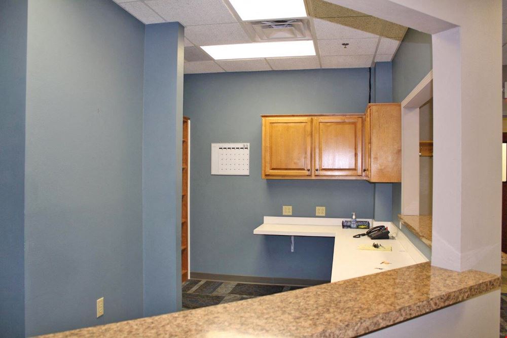 85,000' Medical Office in Joplin