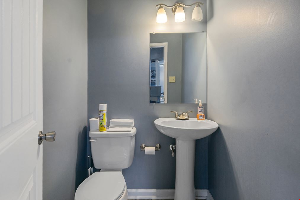 Dental/Medical Office Available Across from CFVMC