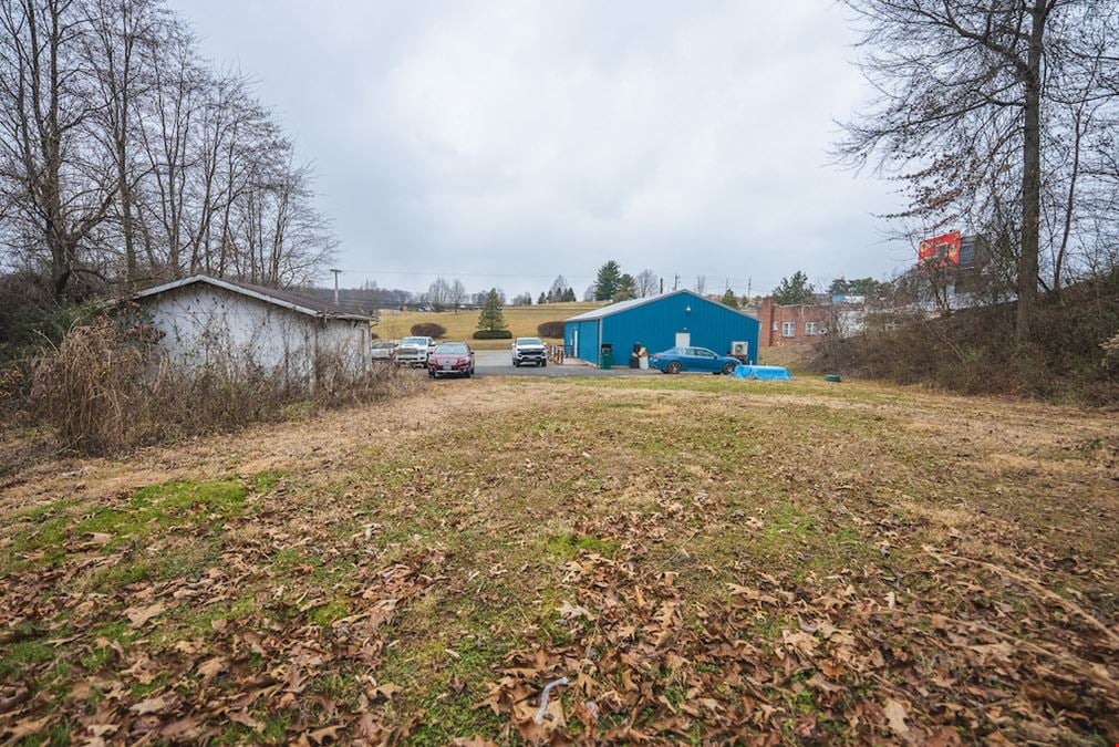 Commercial Building in Abingdon, VA for Sale