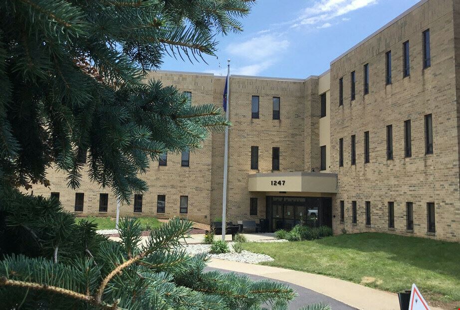 1247 Cedar Crest Professional Park