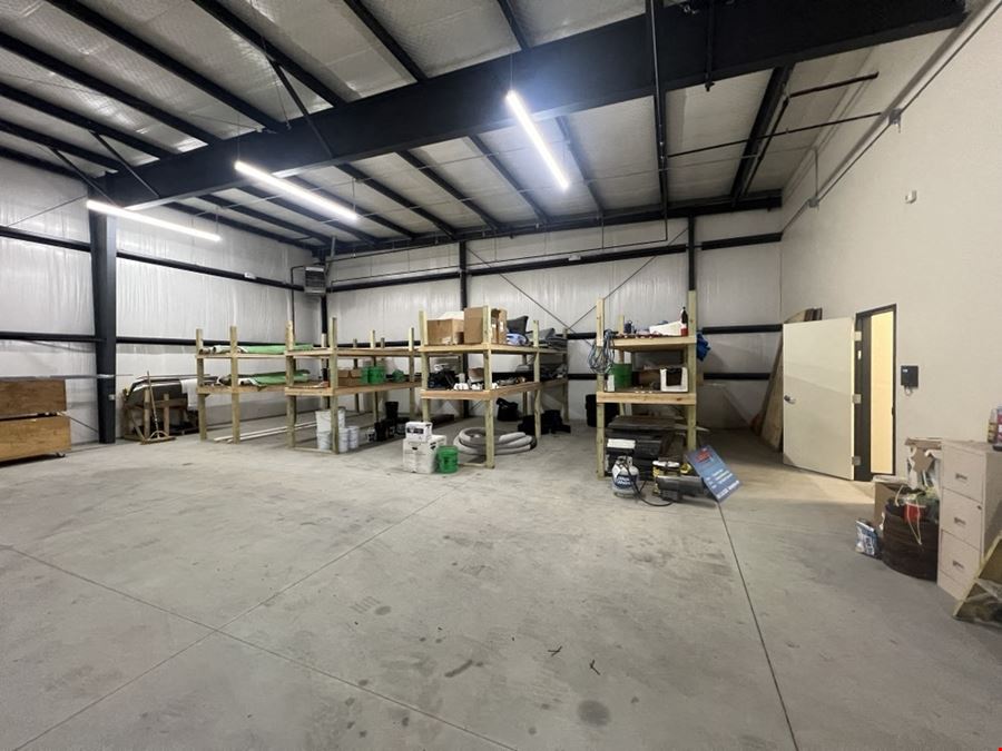 FREE-STANDING WAREHOUSE FOR LEASE